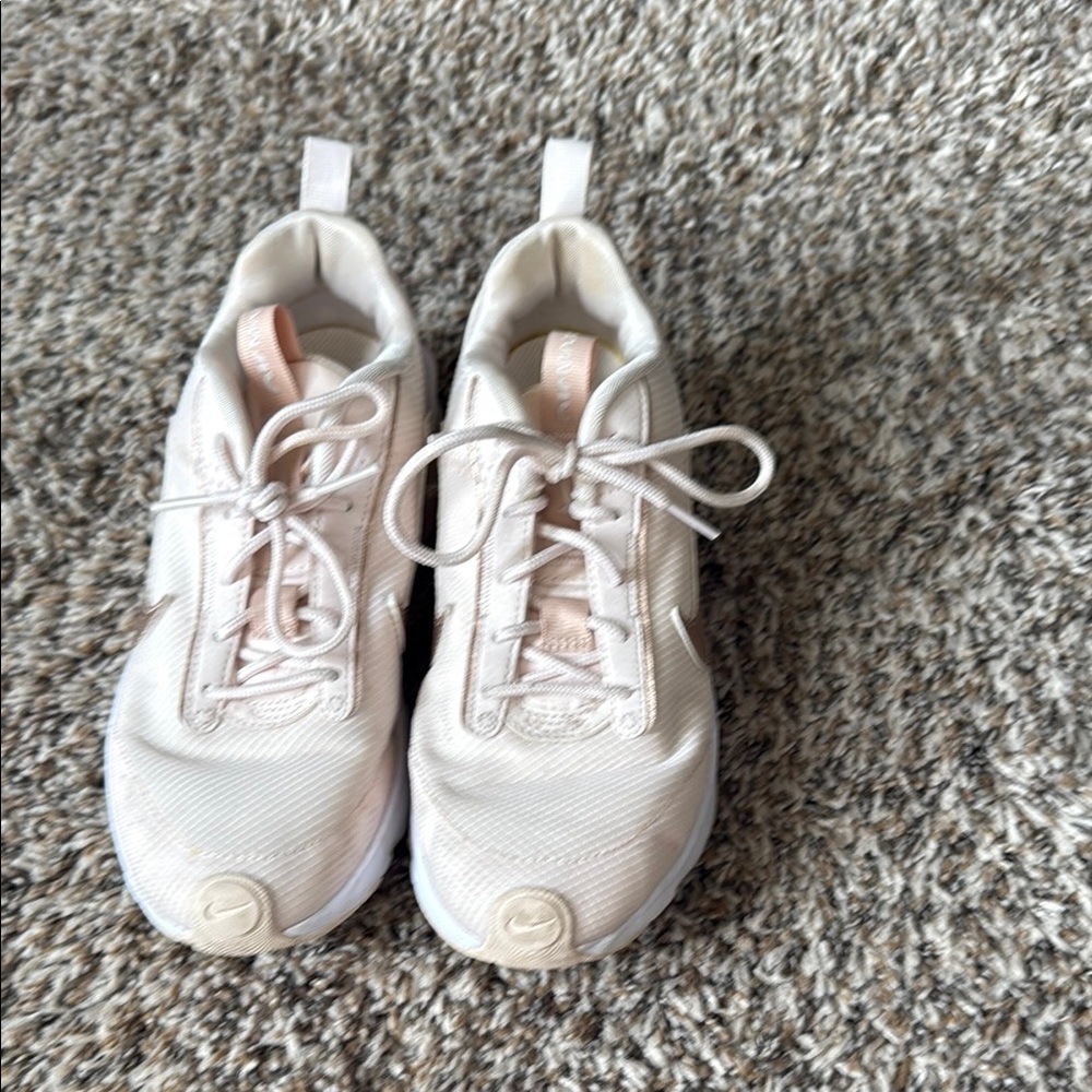 Nike Cream Sneakers Minimalist Design